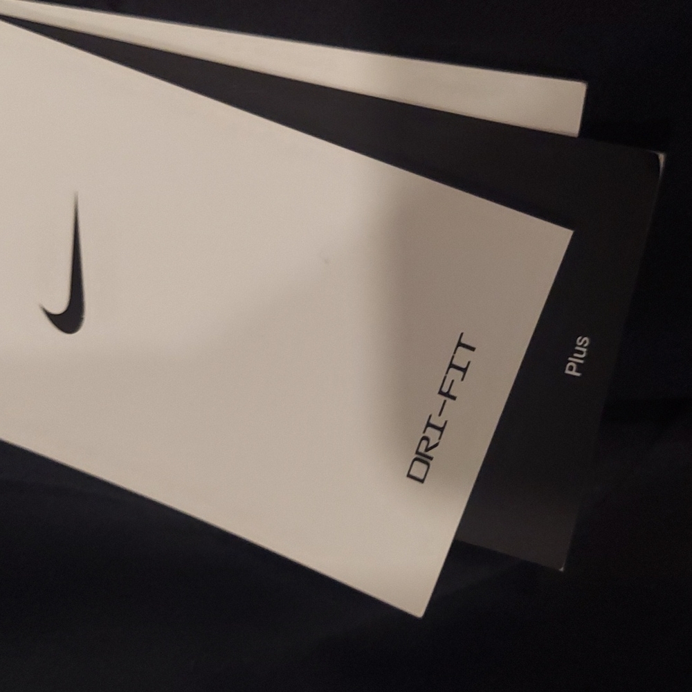 PLUS SIZE NIKE RUNNING SHORTS - Picture 4 of 6